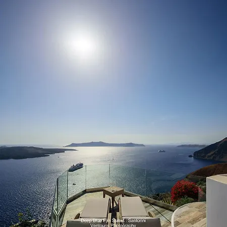 Deep Blue Villa
