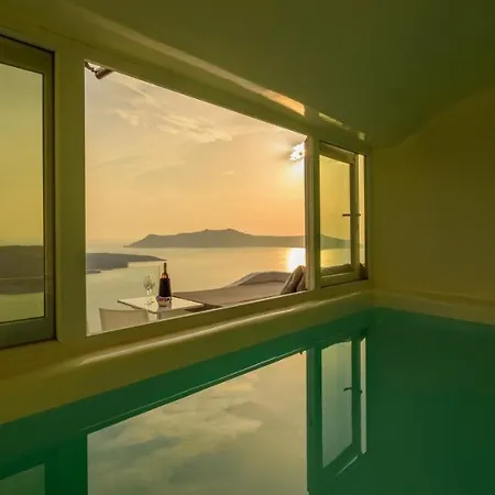 Deep Blue * Fira (Santorini)